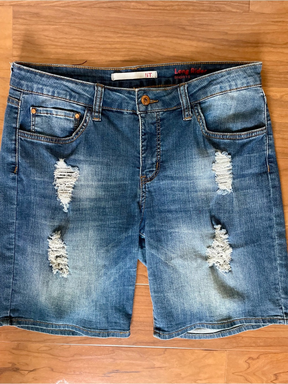 !it jeans Distressed Blue Denim Jean Shorts